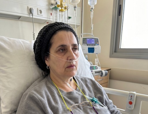 *WE NEED TO SAVE THIS MOTHER’S LIFE!* In a small town in Israel, a family is going through a nightmare. Just two years ago, the Ben-Moshe family was shattered when they lost their fourteen-year-old daughter. Now, things have taken yet another horrific turn — The mother, Rivka, has been diagnosed with cancer. Rivka is a single mom and has no one to help save her life. ❤️ Click here to show that you care ❤️ We need your help! https://api.whatsad.io/t/61dd095f