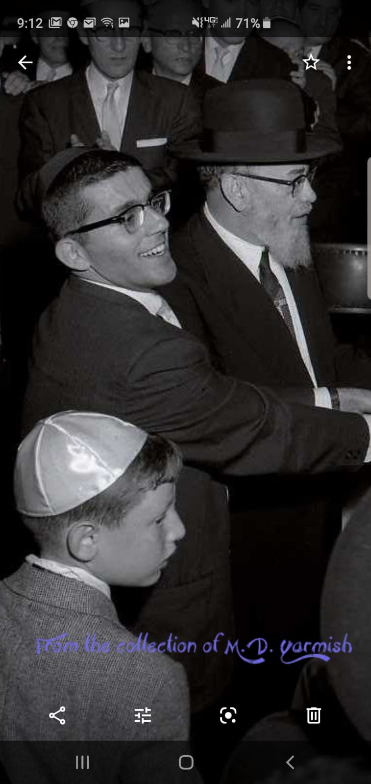 Rav Ruderman and Rav Gershon Weiss; from the collection of @189648676634705